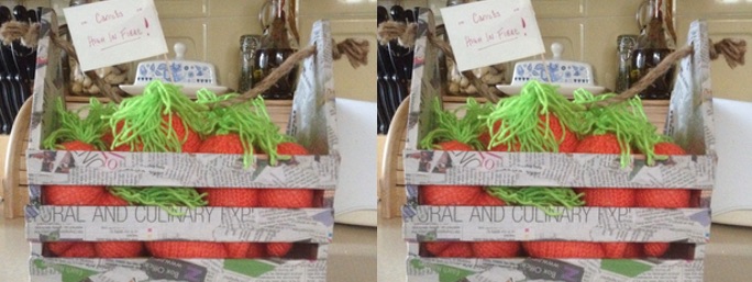 sharon_bill_knitted_carrot_basket